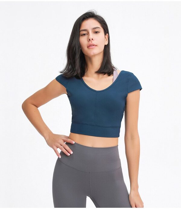 Blank V-neck Sport Cropped T-shirt manufacturer